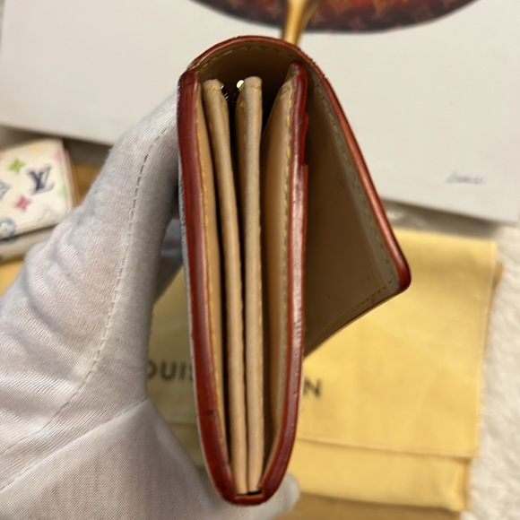 Louis Vuitton Murakami White 3 piece, wallet, key classe and key holder bundle - Picture 7 of 17